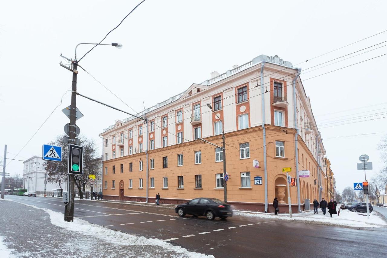 Apartment Near Zybitskaya 明斯克 外观 照片